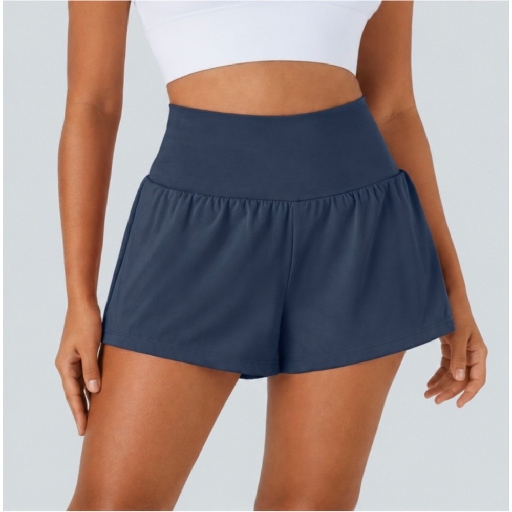 Halara SoftlyZero Airy Super High Waisted 2-in-1 InstantCool Yoga Shorts Navy L